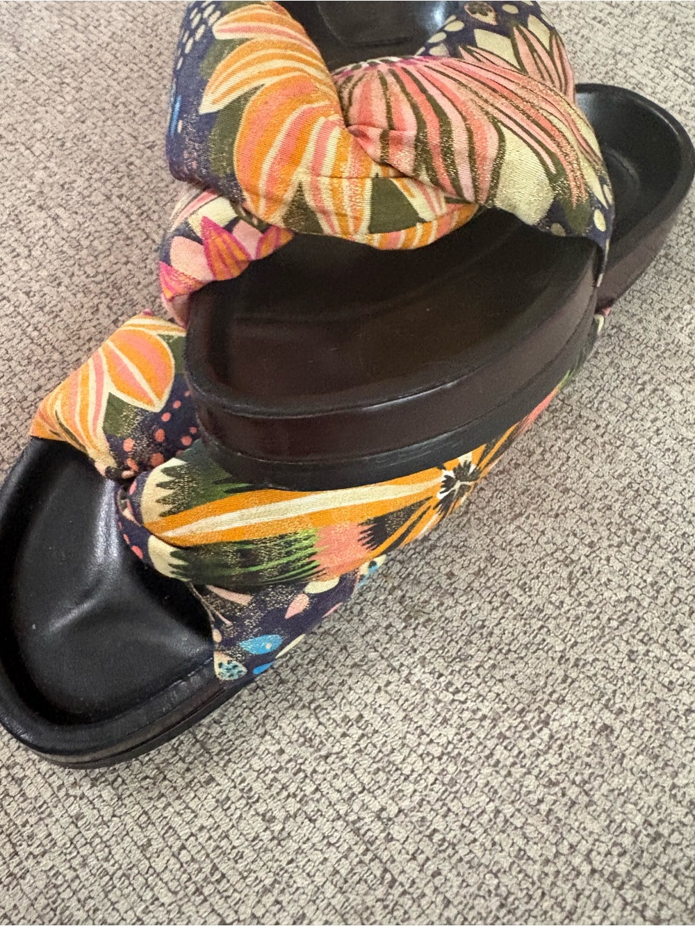 Chloe Black Slides with Multicolor Floral Knotted Straps - Picture 3 of 12